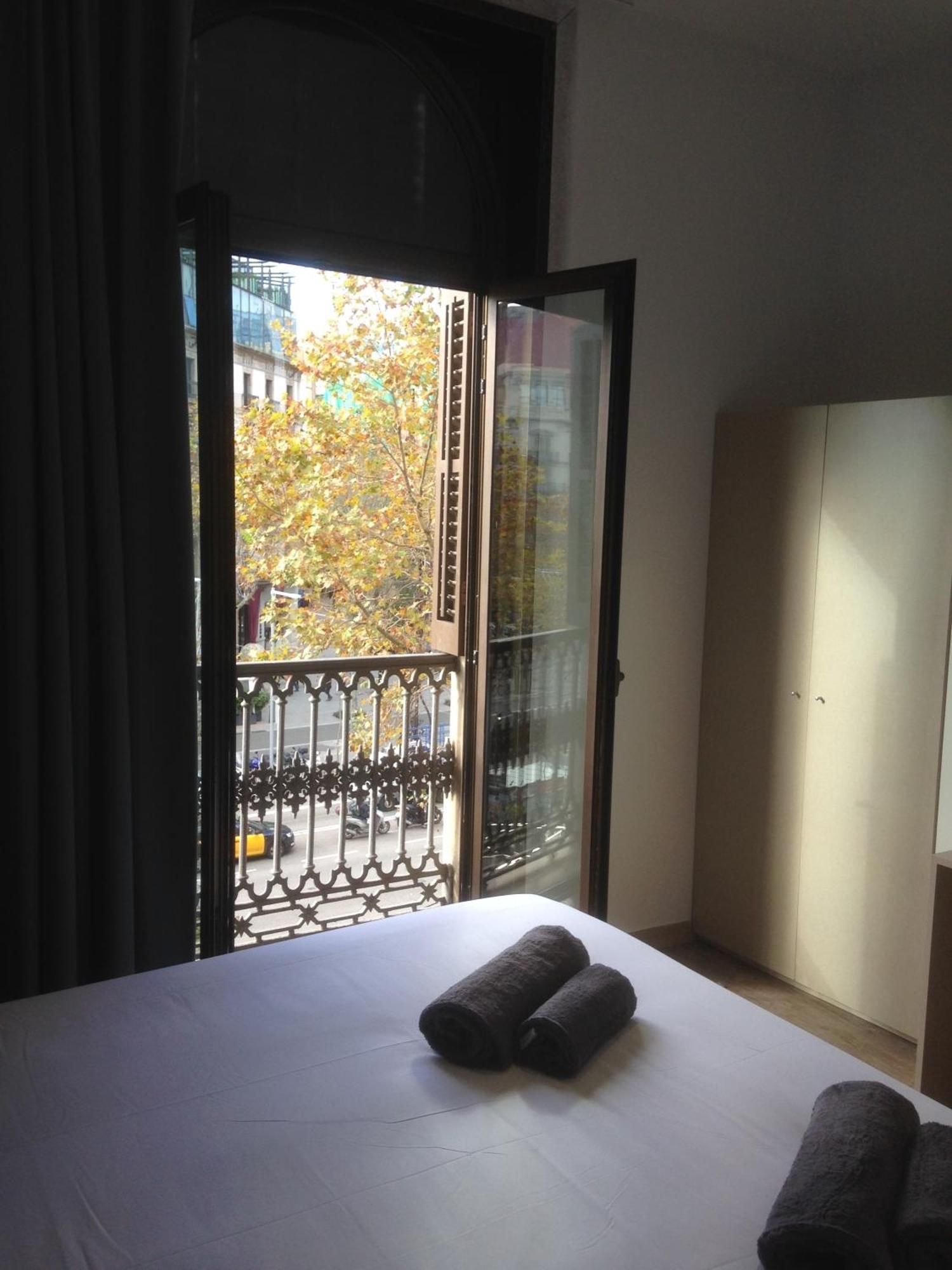 Guest house Hostalin Barcelona Passeig De Gracia 3*